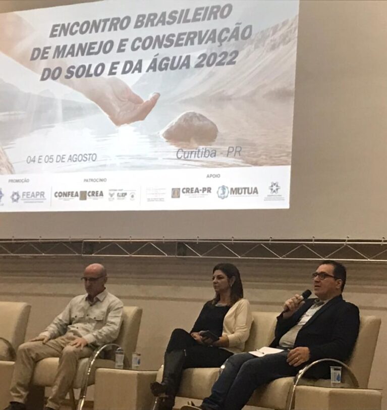 Coordenador do Laboratório de Nutrição de Plantas é Moderador do Encontro Brasileiro de Manejo e Conservação do Solo e da Água 2022
