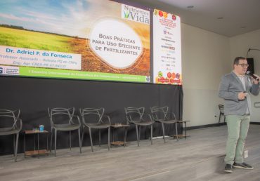 Coordenador do LNP ministra palestra sobre “Boas Práticas para Uso Eficiente de Fertilizantes” no I Encontro Internacional de Fruticultura dos Campos Gerais